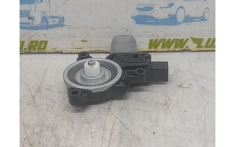 Motoras geam dreapta fata CM012790 Mazda CX-3 1 (2015-2018) - imagine 2