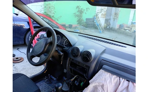 Dacia Logan 1 (2004 - 2008) - imagine 3