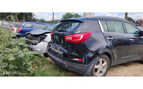 Kia Sportage 3 (2010 - 2014) - imagine 3
