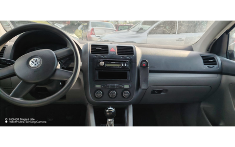 Volkswagen Golf 5 (2003 - 2009) - imagine 6
