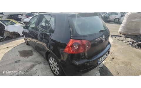 Volkswagen Golf 5 (2003 - 2009) - imagine 3
