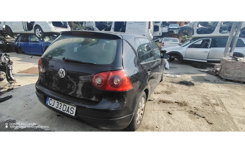 Volkswagen Golf 5 (2003 - 2009) - imagine 4