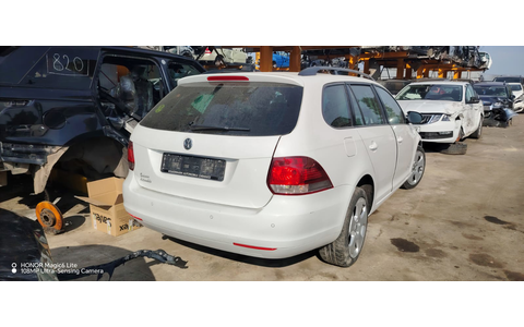 Volkswagen Golf 6 (2008 - 2015) - imagine 3