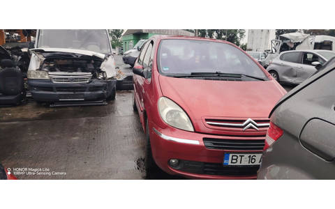 Citroen Xsara Picasso 1 (facelift) (2004 - 2010) - imagine 2