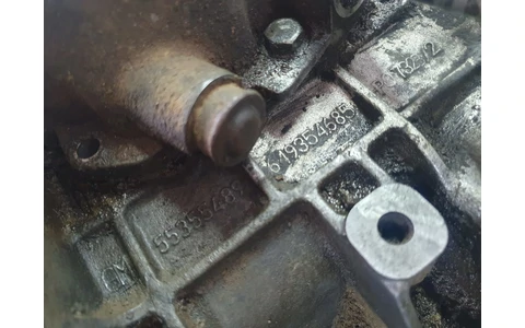 Cutie de viteze manuala 5 trepte 619354685 Opel Astra H (2004 - 2007) - imagine 4