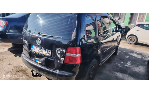 Volkswagen Touran 1 (2003 - 2006) - imagine 4