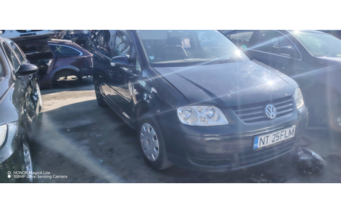 Volkswagen Touran 1 (2003 - 2006) - imagine 2