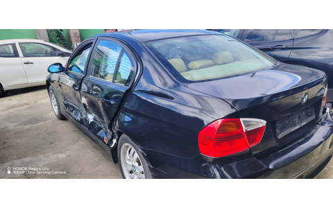 BMW Seria 3 E90 (2004 - 2010) - imagine 4