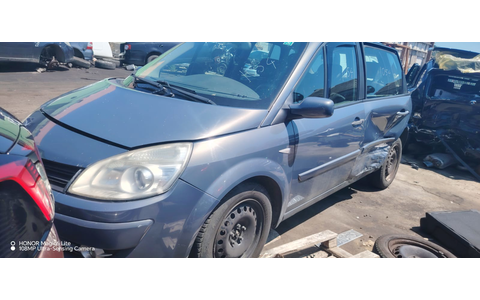 Renault Scenic 2 (facelift) (2006 - 2010) - imagine 3