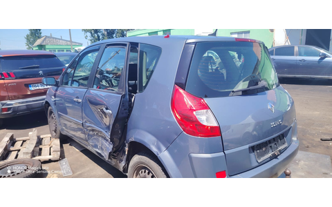 Renault Scenic 2 (facelift) (2006 - 2010) - imagine 2