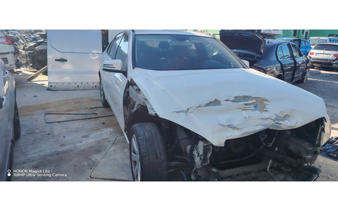 Mercedes Benz C-Class W204/S204 (2007 - 2012) - imagine 2