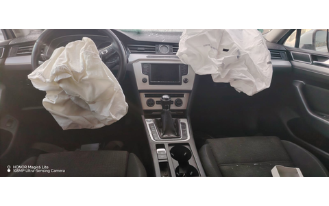 Volkswagen Passat B8 (2014 - 2020) - imagine 6