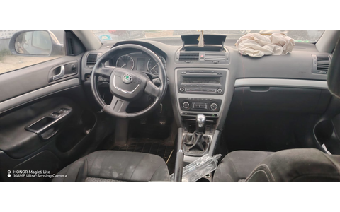 Skoda Octavia 2 (facelift) (2008 - 2013) - imagine 5