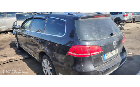 Volkswagen Passat B7 (2010 - 2015) - imagine 3