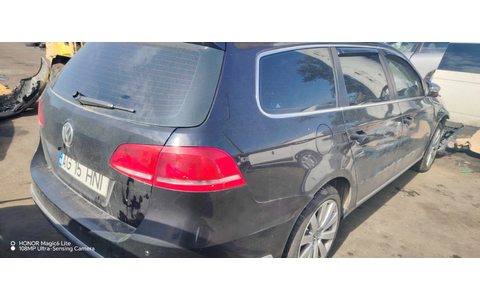 Volkswagen Passat B7 (2010 - 2015) - imagine 4