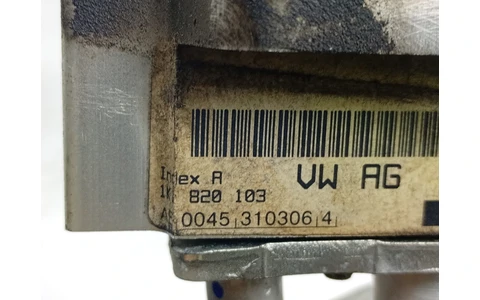 Radiator clima bord 1k0820679 Volkswagen Golf 5 (2003 - 2009) - imagine 5