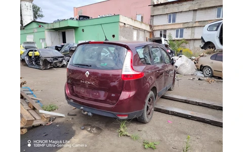 Renault Scenic 3 (2009 - 2012) - imagine 3