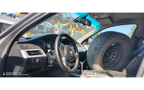 BMW Seria 5 E60/E61 (2003 - 2007) - imagine 6