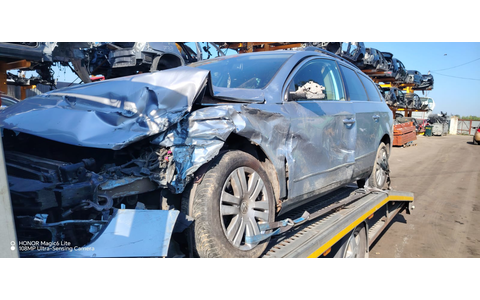 Volkswagen Passat B6 (2005 - 2010) - imagine 1