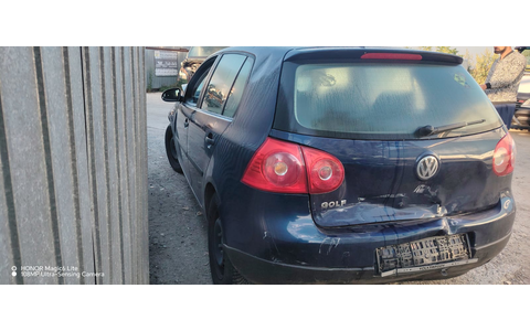 Volkswagen Golf 5 (2003 - 2009) - imagine 3