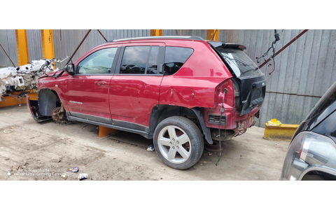 Jeep Compass 1 (facelift) (2011 - 2013) - imagine 3