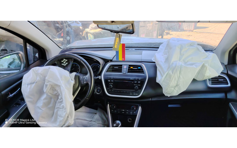 Suzuki SX4 2 (2013 - 2016) - imagine 4