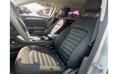 Ford Mondeo MK5 (2014 - 2020) - imagine 7