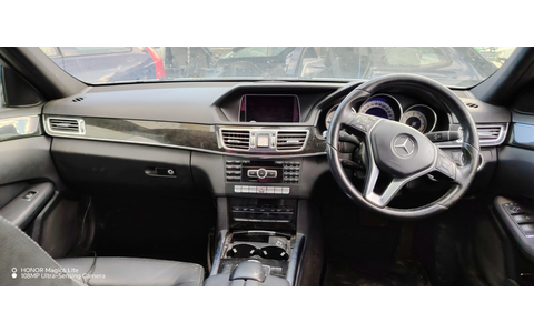 Mercedes Benz E-Class W212 (2009 - 2013) - imagine 6