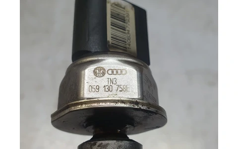 Rampa injectoare 059130089ab Audi Q7 4L (2005 - 2009) - imagine 2