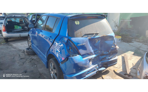 Suzuki Swift 3 (2004 - 2010) - imagine 3