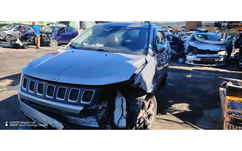 Jeep Compass 2 (2017 - 2021) - imagine 1