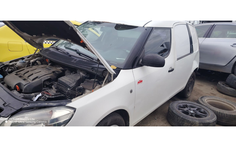 Skoda Roomster 1 (5J) (facelift) (2010 - 2015) - imagine 2