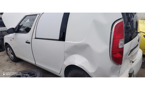 Skoda Roomster 1 (5J) (facelift) (2010 - 2015) - imagine 3