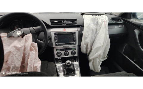 Volkswagen Passat B6 (2005 - 2010) - imagine 4
