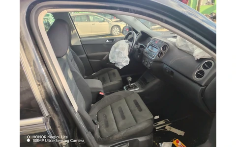 Volkswagen Tiguan 1 (5N) (2007 - 2011) - imagine 6