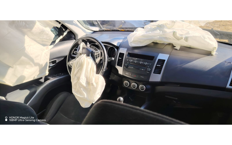 Mitsubishi Outlander 2 (2005 - 2009) - imagine 7