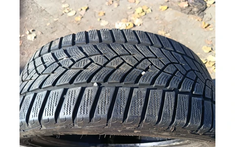 Anvelopa 205/50/R17 Good year Iarna Ford Focus 3 (2011 - 2015) - imagine 2