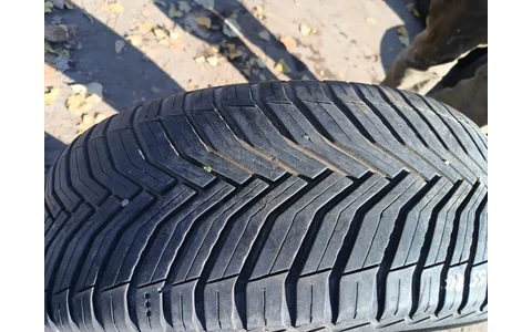 Anvelopa 215/55/R17 Michelin Iarna Mercedes Benz C-Class W204/S204 (2007 - 2012) - imagine 2