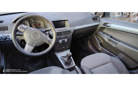 Opel Astra H (2004 - 2007) - imagine 6