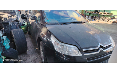 Citroen C4 1 (2004 - 2008) - imagine 1