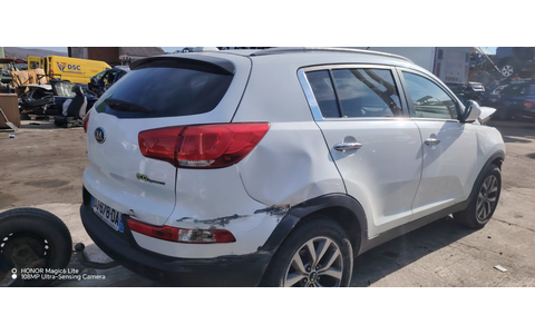 Kia Sportage 3 (facelift) (2014 - 2015) - imagine 2