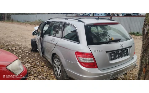 Mercedes Benz C-Class W204/S204 (2007 - 2012) - imagine 1