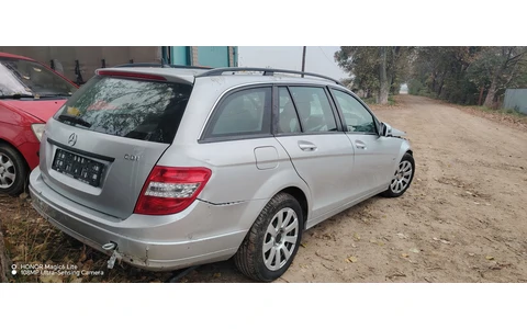 Mercedes Benz C-Class W204/S204 (2007 - 2012) - imagine 2