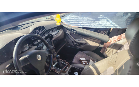 Volkswagen Passat B6 (2005 - 2010) - imagine 5