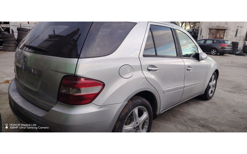 Mercedes Benz ML W164 (2005 - 2008) - imagine 3