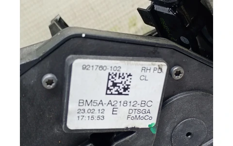 Broasca dreapta fata BM5A-A21812-BC Ford Focus 3 (2011 - 2015) - imagine 3