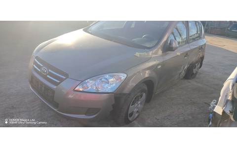 Kia Ceed 1 (2007 - 2010) - imagine 1