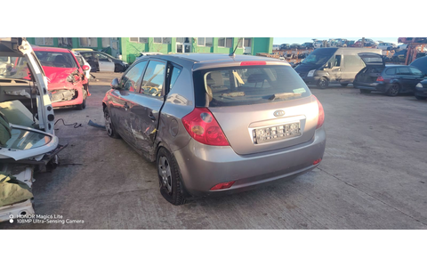Kia Ceed 1 (2007 - 2010) - imagine 4