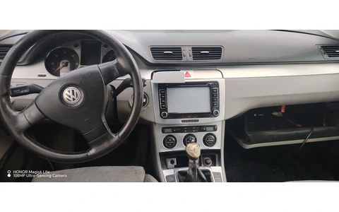 Volkswagen Passat B6 (2005 - 2010) - imagine 5