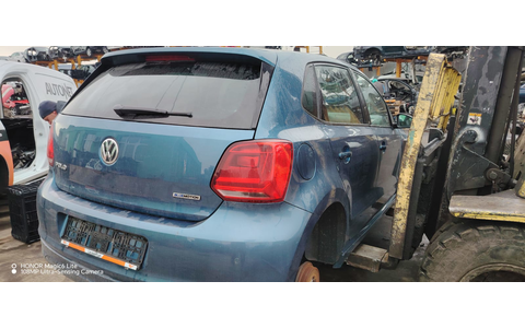 Volkswagen Polo 5 (6R) (2009 - 2015) - imagine 4
